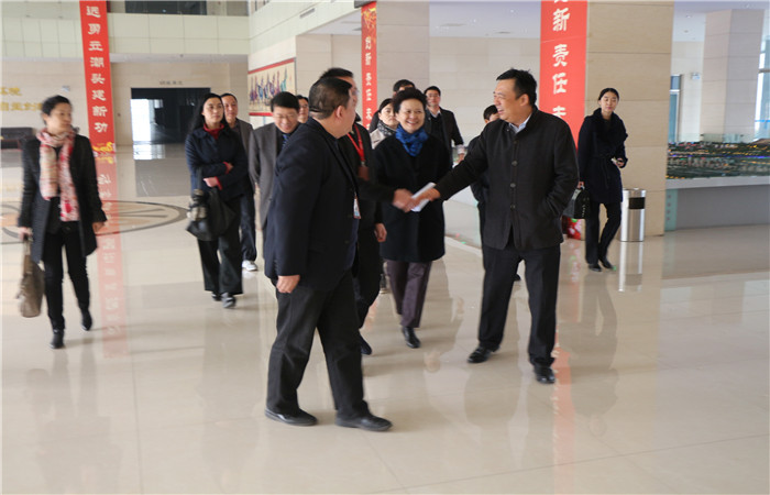 熱烈歡迎省改革辦領(lǐng)導(dǎo)蒞臨河南青峰網(wǎng)絡(luò)科技有限公司參觀(guān)指導(dǎo)