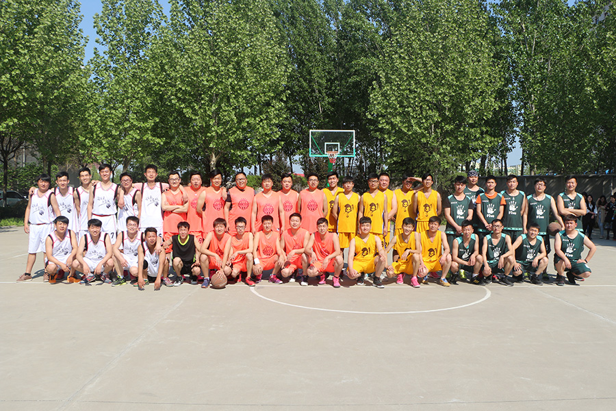 青春無(wú)畏，逐夢(mèng)揚(yáng)威！河南青峰第一屆“創(chuàng)新杯”員工籃球聯(lián)賽首戰(zhàn)圓滿落幕！